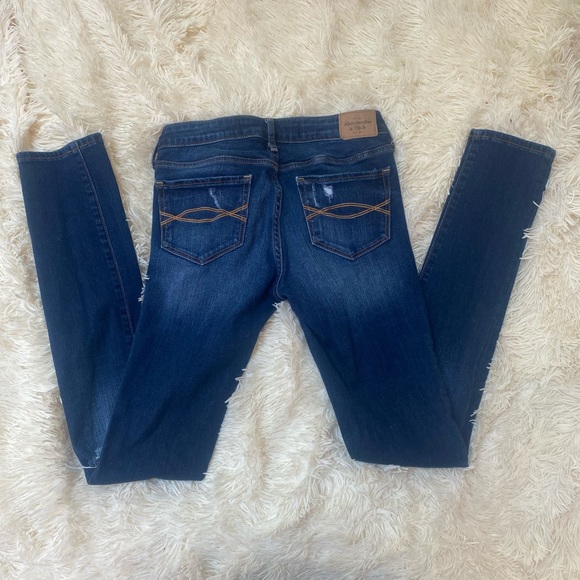 Abercrombie Jeans - Picture 2 of 6